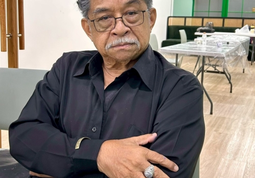 ศาสตราจารย์เกียรติคุณปรีชา เถาทอง ศิลปินแห่งชาติ สาขาทัศนศิลป์ (จิตรกรรม) พุทธศักราช 2552